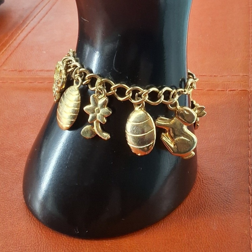 Gold Tone Easter Spring Charm Bracelet Bunny Egg Butterfly Watering Can 7.5 Inch
